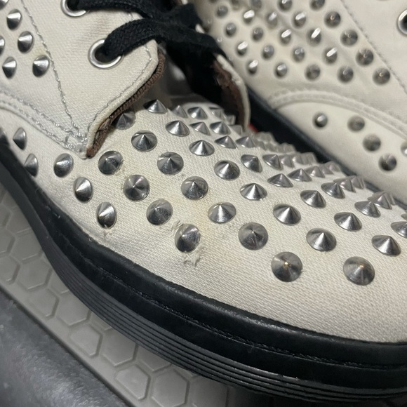 Dr. Martens Shorestud white spiked canvas shoes - Picture 12 of 16